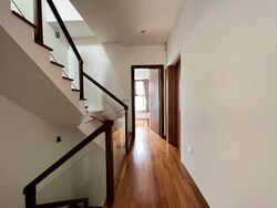 Holland Link (D10), Terrace #503549051